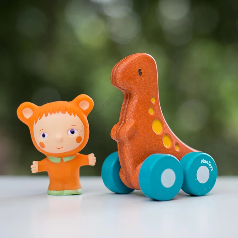 plan toys dino auto
