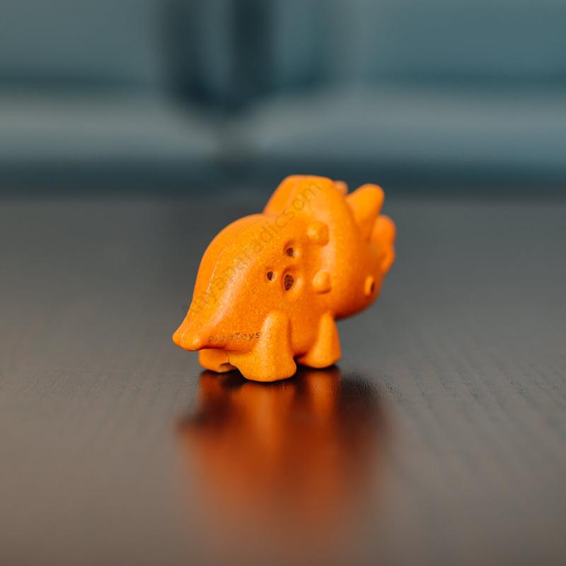 plantoys triceratops fafigura