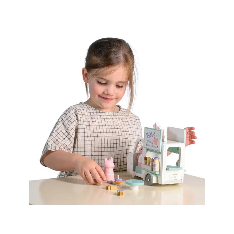 Tender Leaf fa kisautó tejbárral – Kitty’s Milkshake Van 3 cicafigurával játék közben